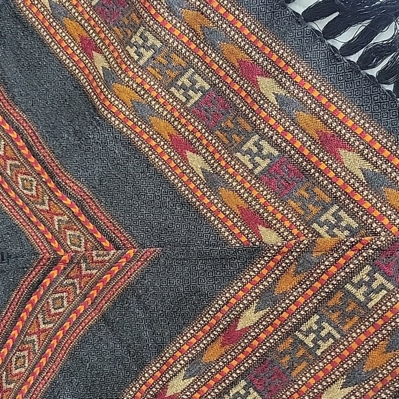 Wrap - Picture 2 of 4